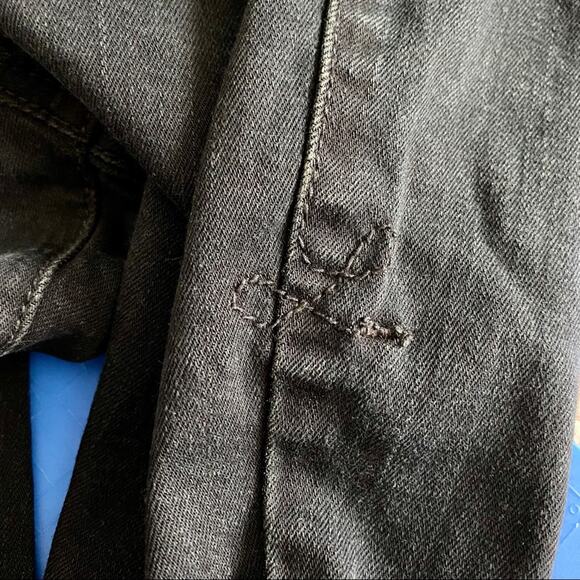 Level 99 Lily Crop Skinny Straight Black Denim Size 26 - Picture 9 of 9